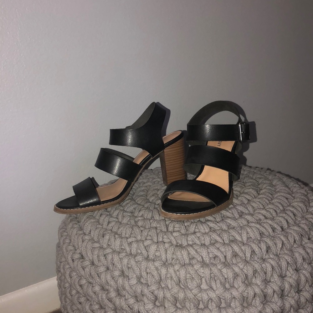 Black shoes